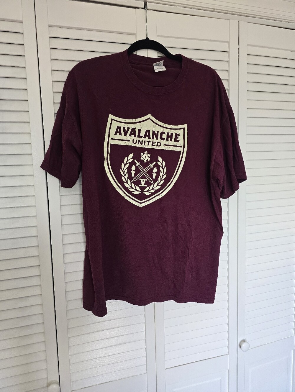 I Am The Avalanche United Men's Maroon Band Tee